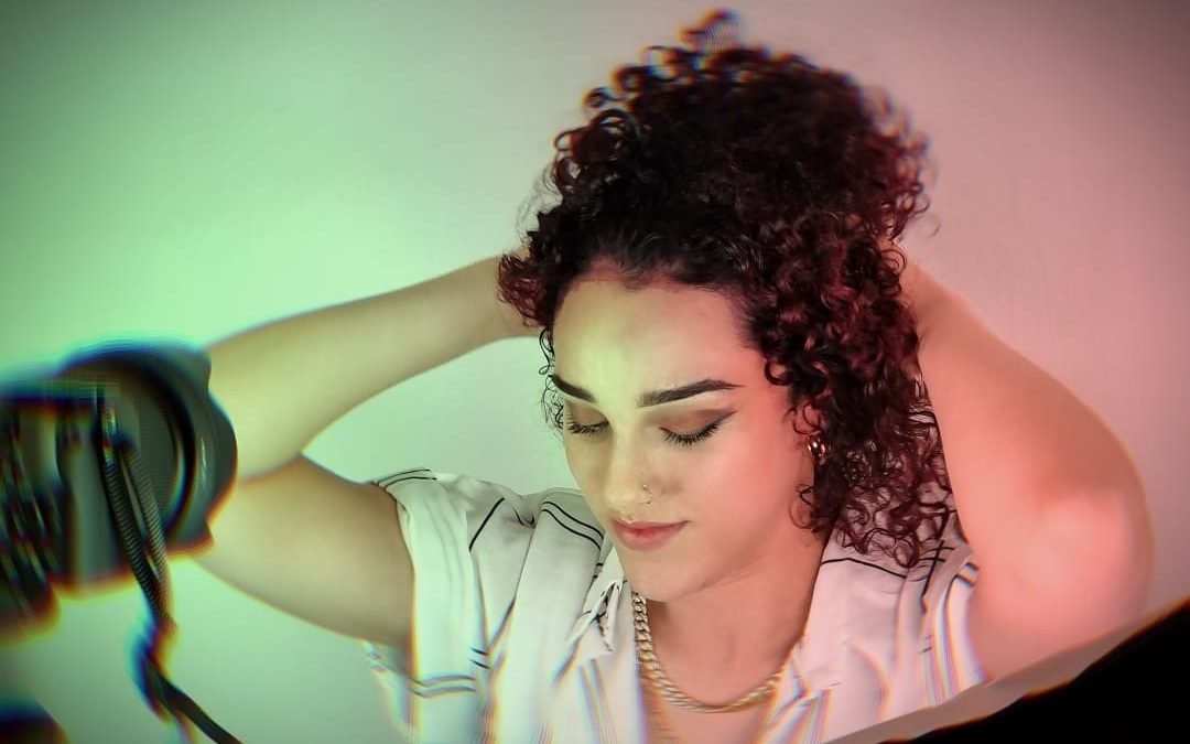 GETTING THE BEST OUT OF YOUR CURLS
